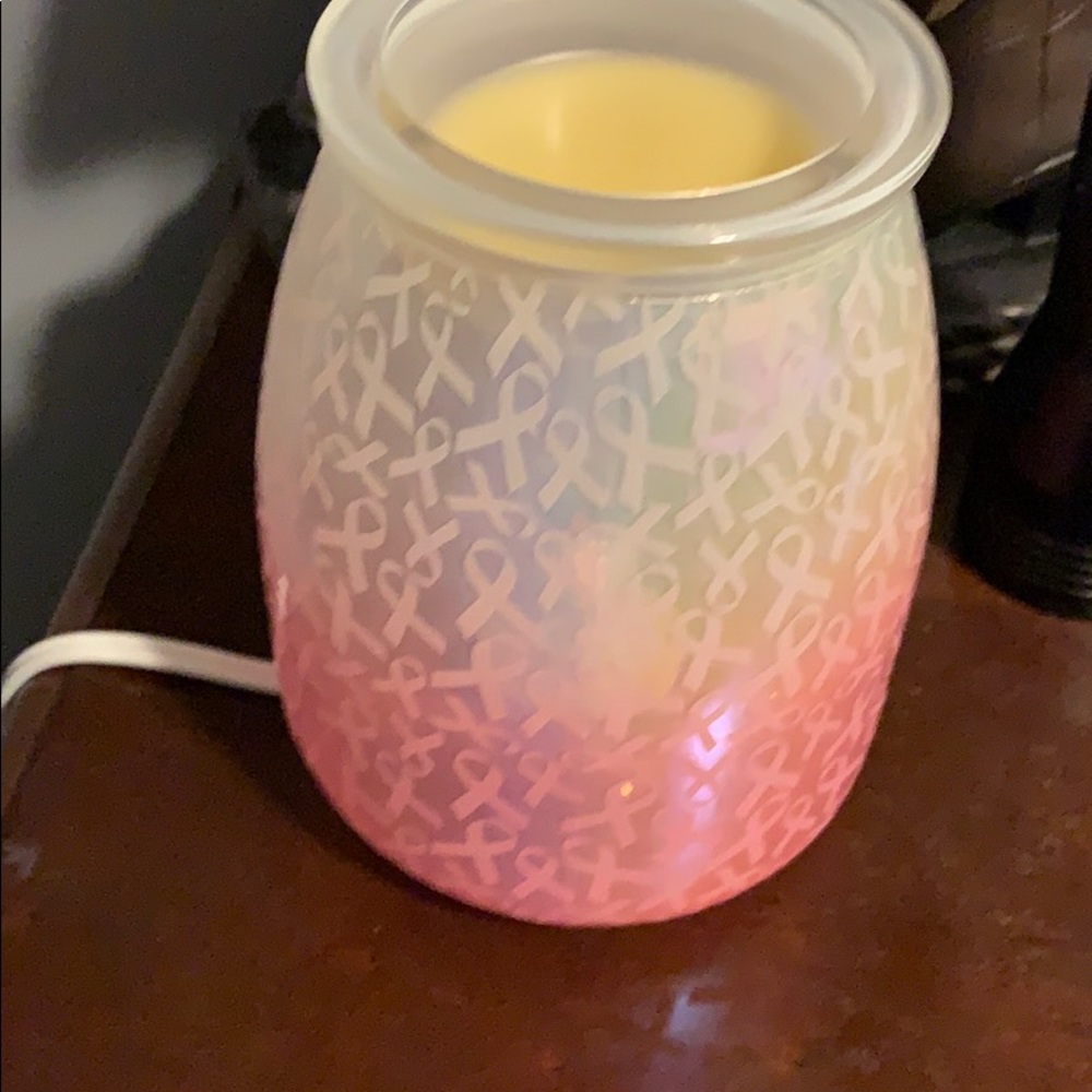 scentsy breast cancer awareness warmer
